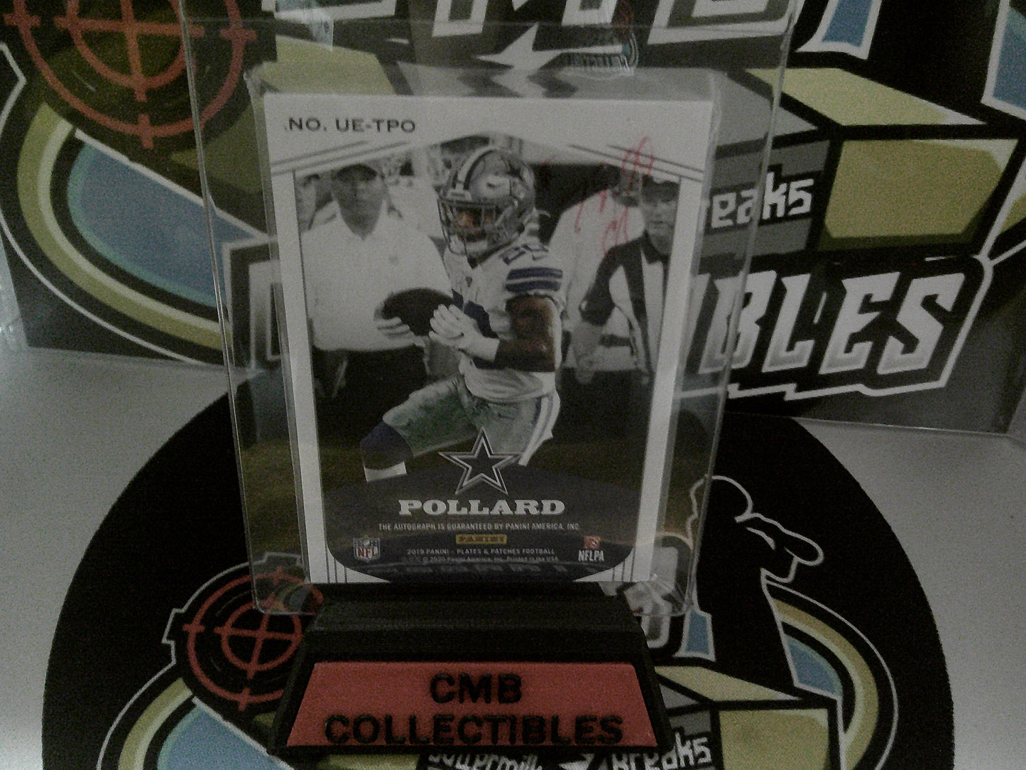 2019 Panini #UE-TPO Tony Pollard - Autographed - # 12/99