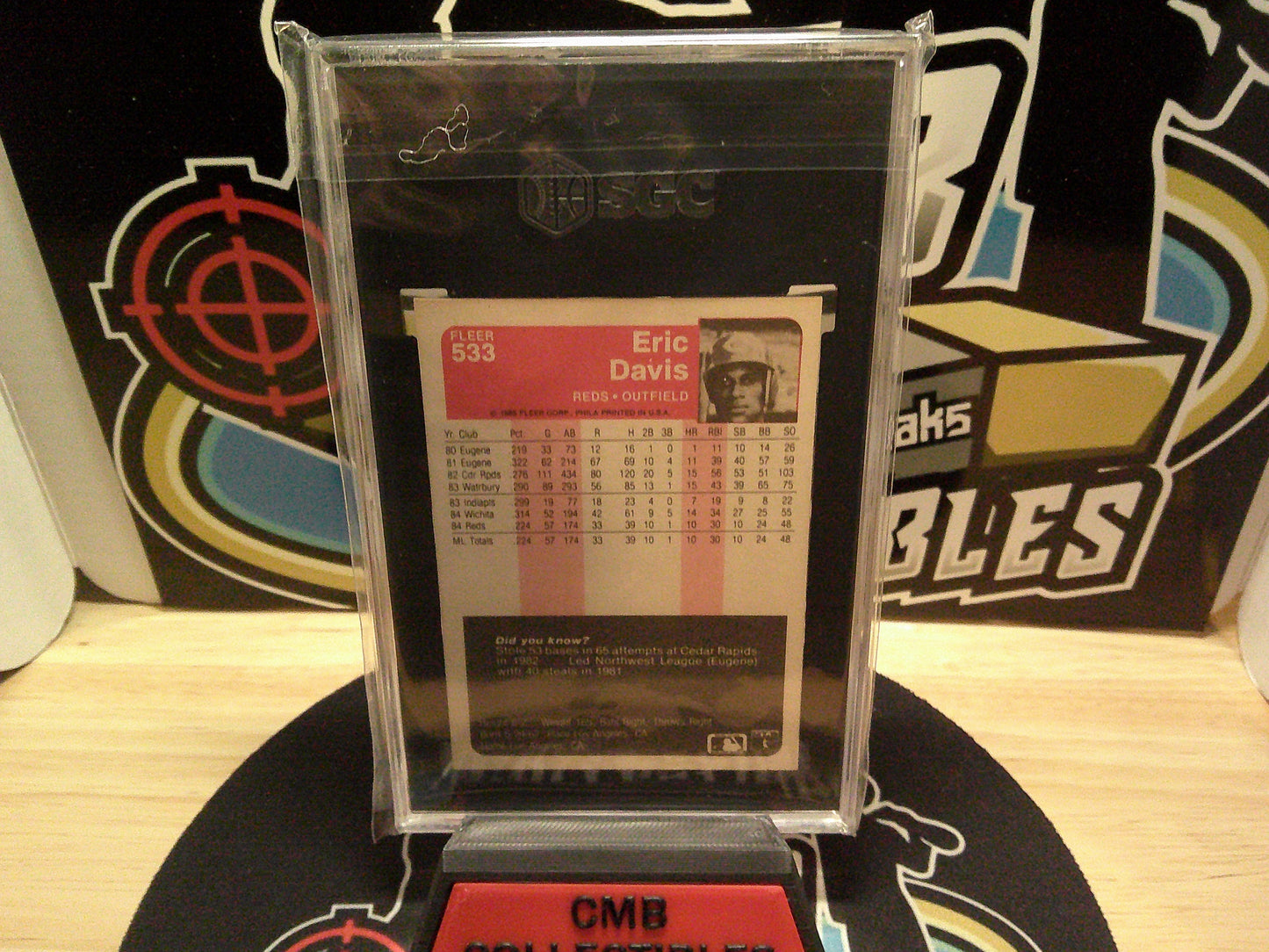 1985 Fleer #533 Eric Davis SGC 8