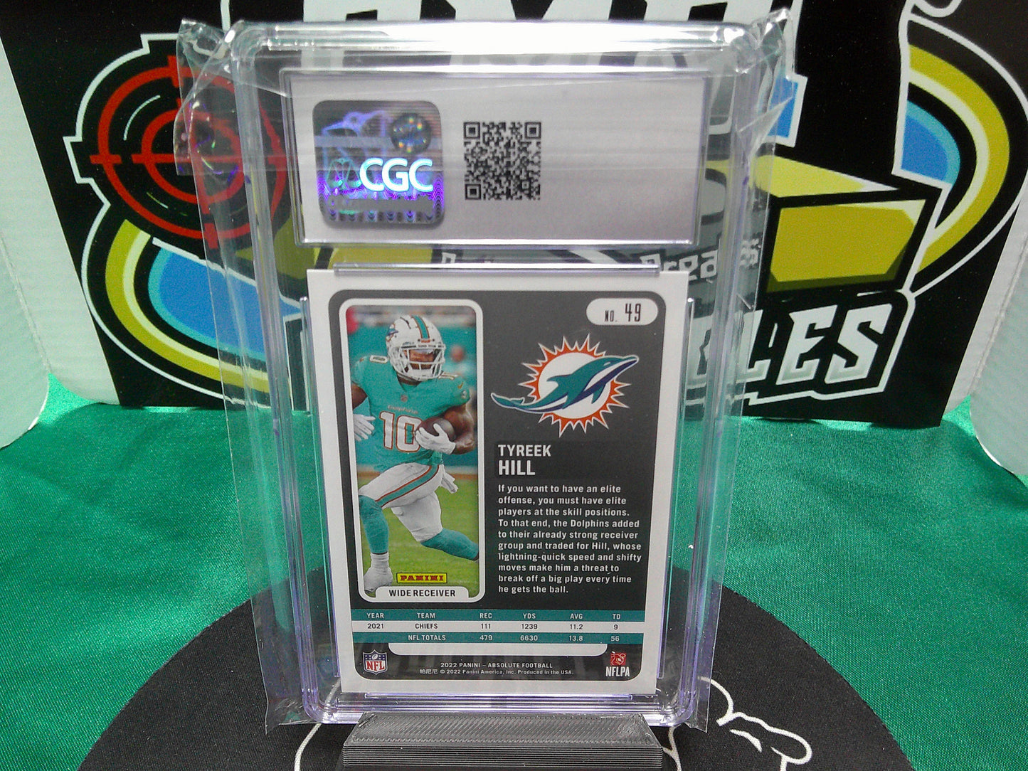 2022 Panini Absolute #49 Tyreek Hill Blue Diamonds 98/99 CGC 10