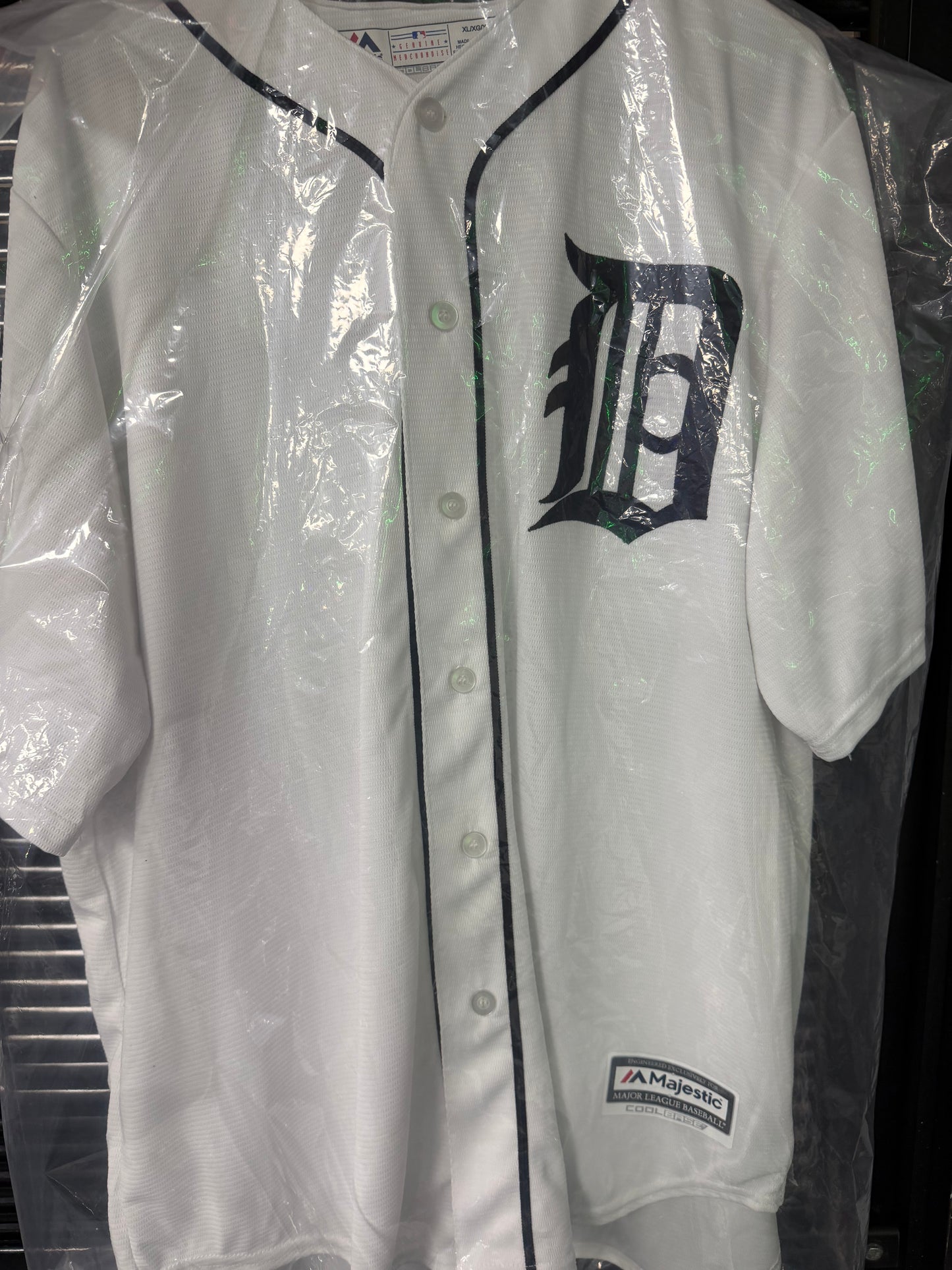 Miguel MIGGY Cabrera Autographed Tigers Jersey JSA certified.