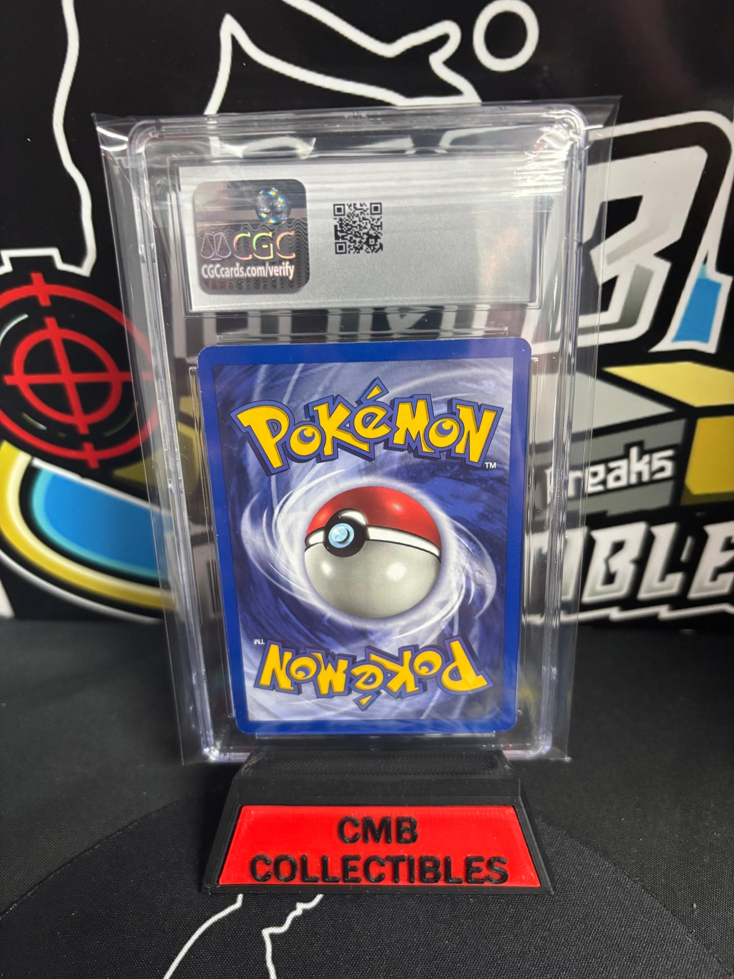 1999 Pokemon Magikarp Base Set #35/102 CGC 8.