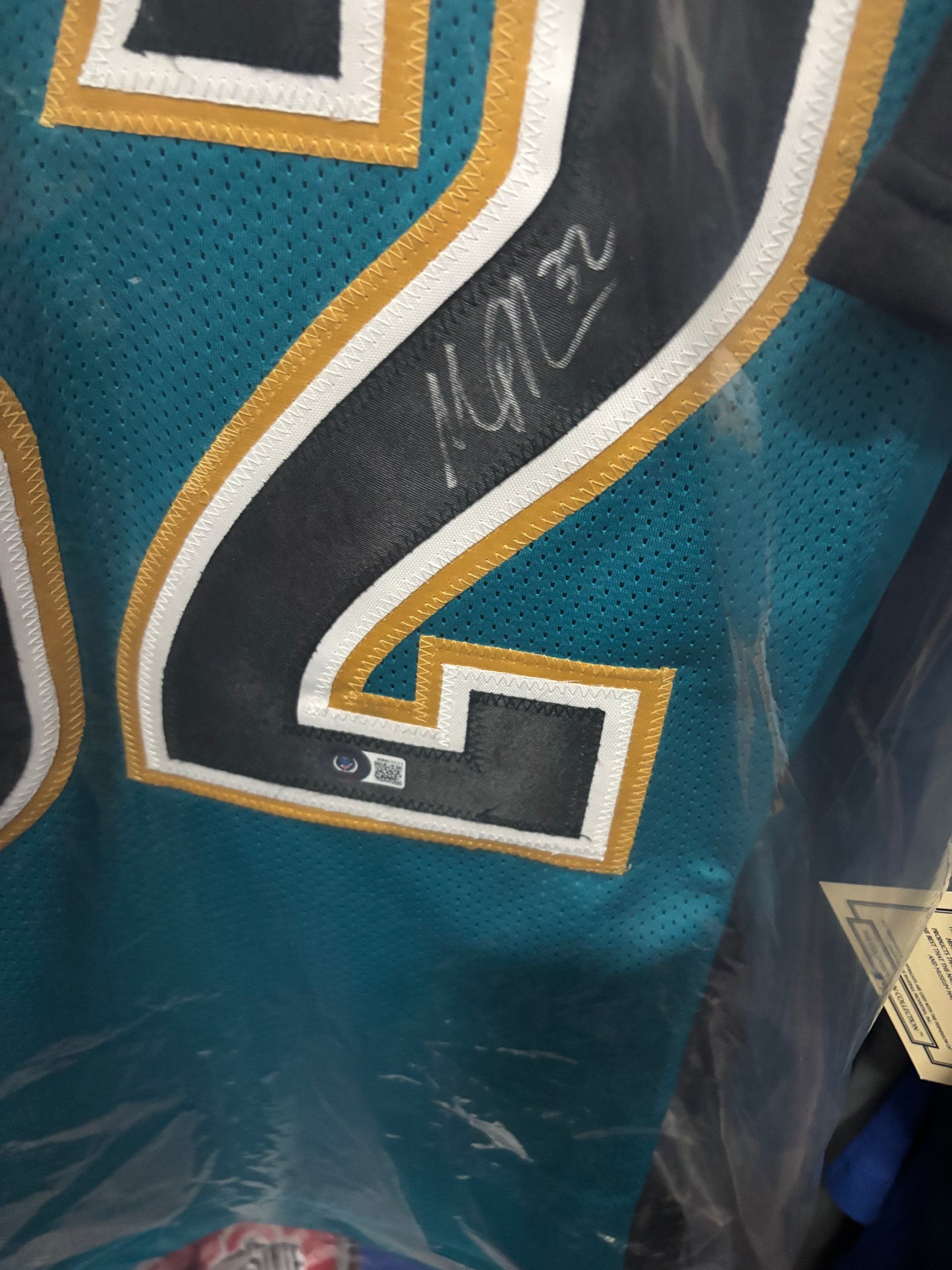 Maurice Jones Drew Jacksonville Jaguars Teal Autographed Jersey! Beckett COA!
