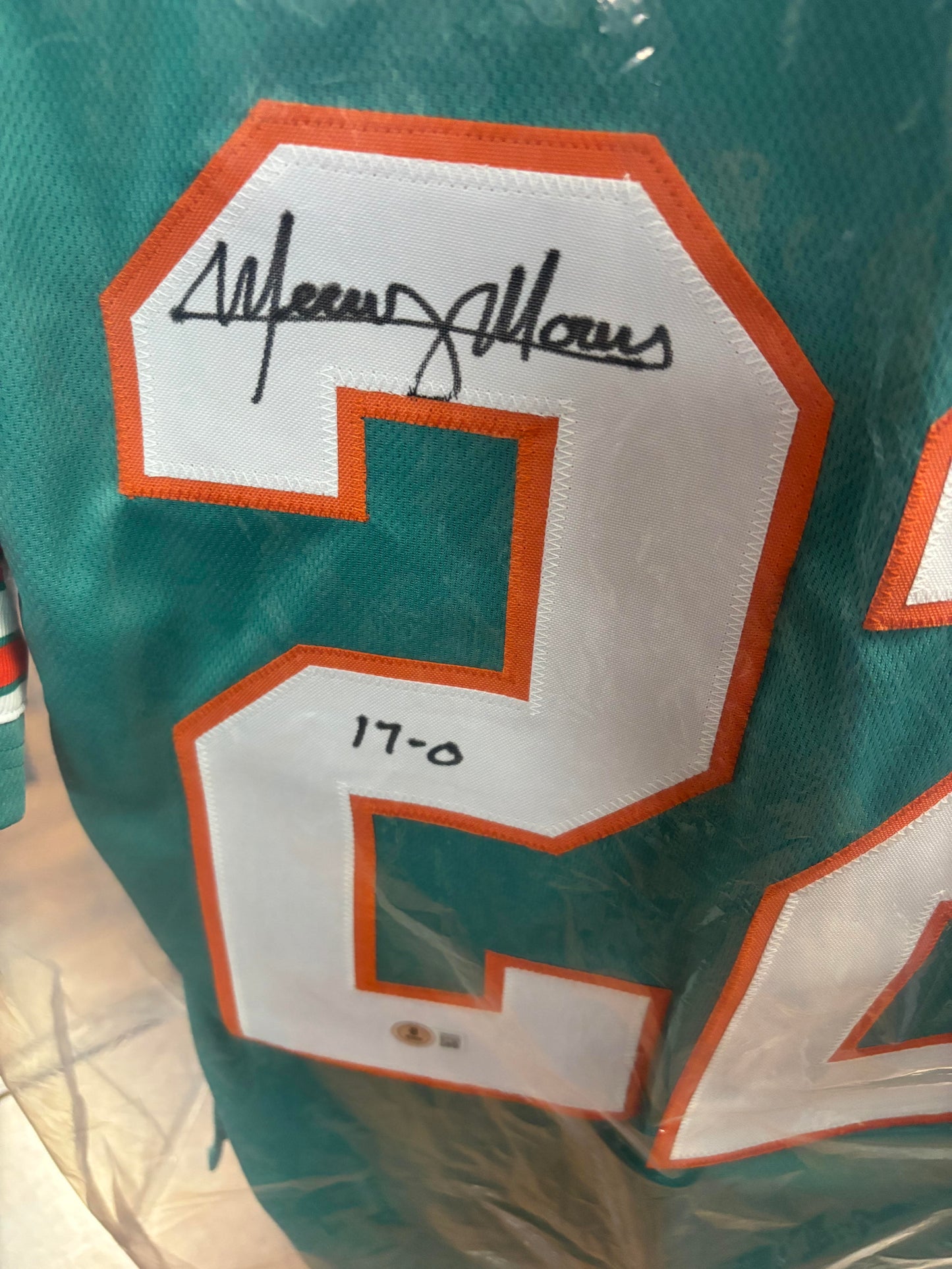 Mercury Morris Autographed Dolphins Jersey Inscribed "17-0". Beckett COA. Card Included.
