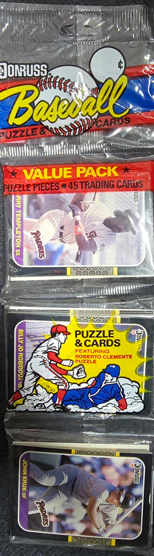 DONRUSS BASEBALL PUZZLE VALUE PACK 45 TRADING CARDS