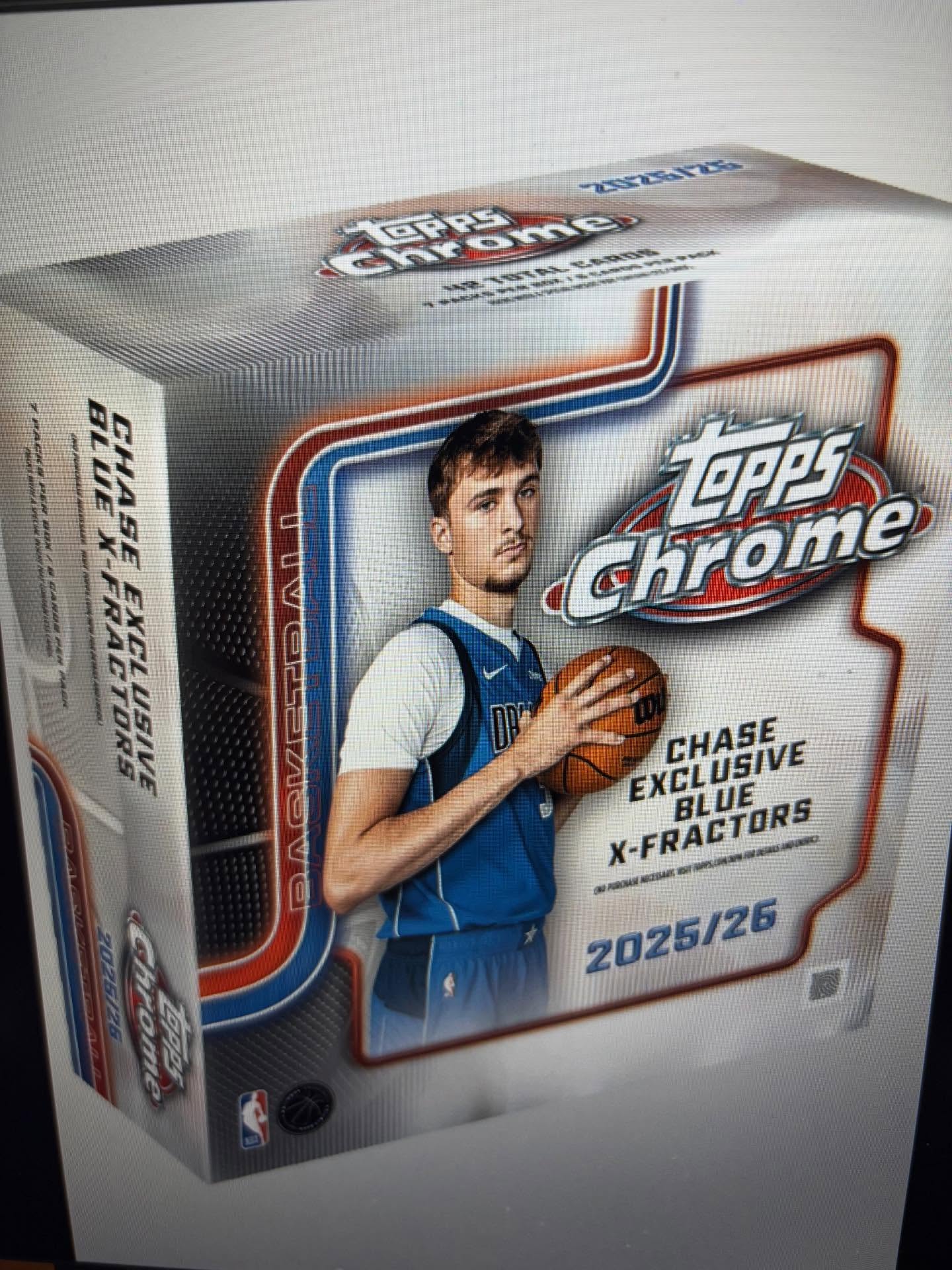 2025/25 Topps Chrome NBA Hobby Mega Box. New.