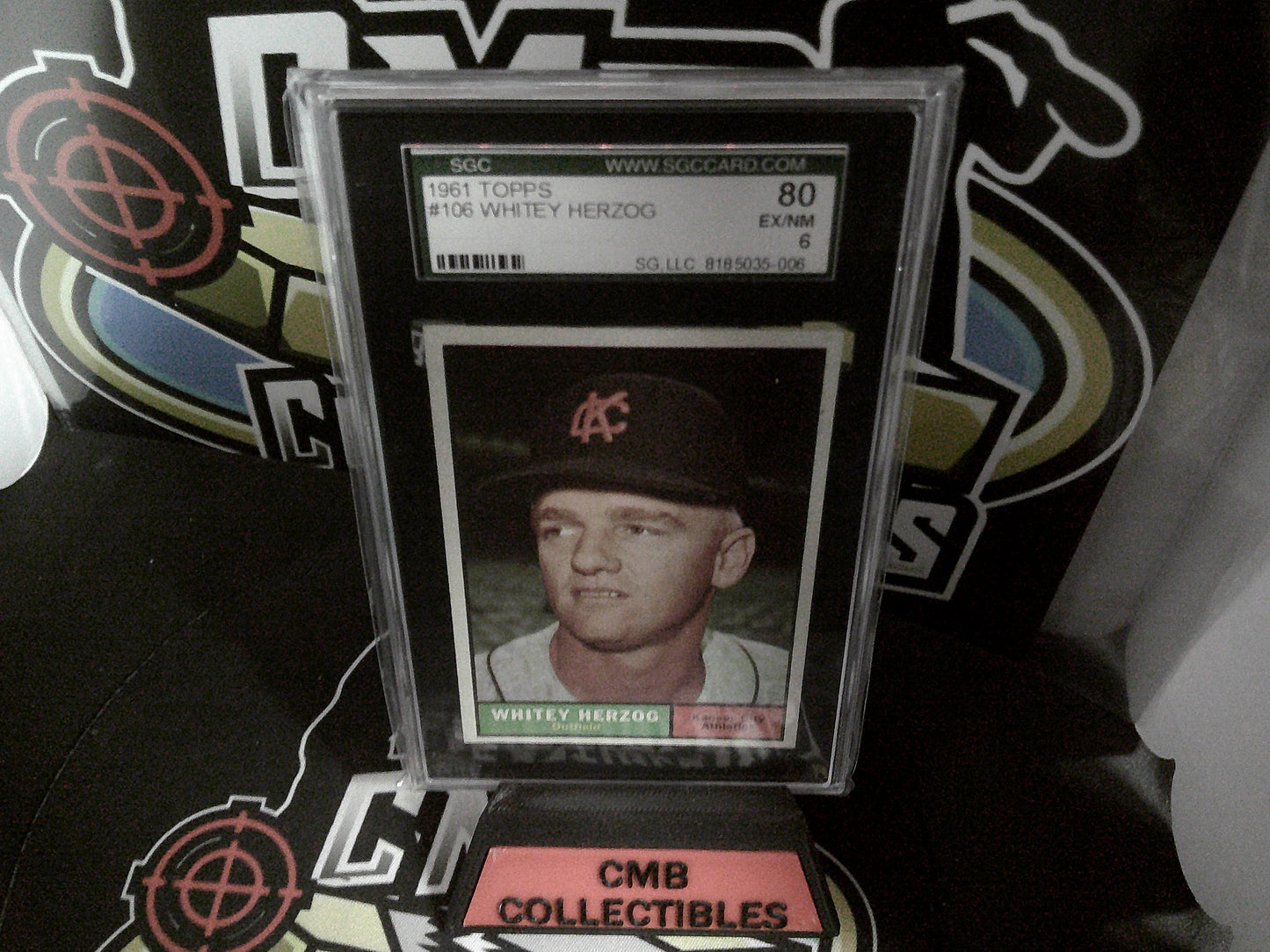 1961 TOPPS #106 WHITEY HERZOG. SGC 6