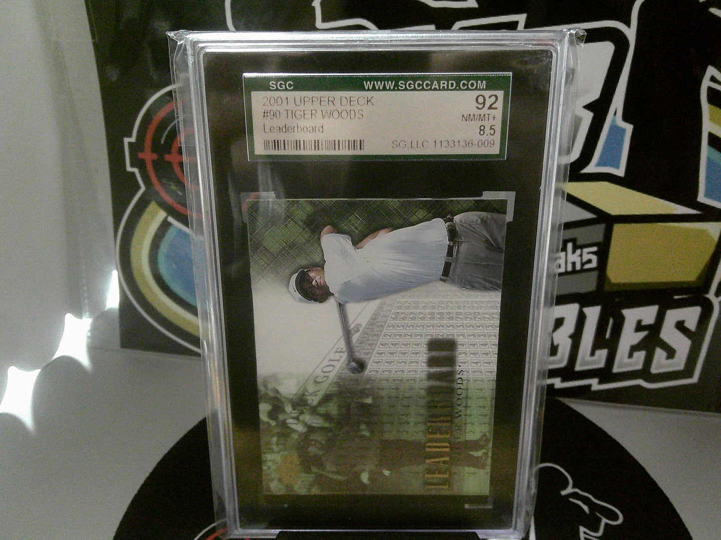 2001 Upper Deck #90 Tiger Woods - SGC 92 NM/MT + 8.5