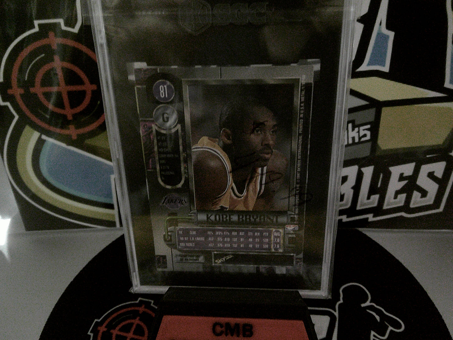 1997-98 Skybox Metal Universe #81 Kobe Bryant - SGC 9 MT