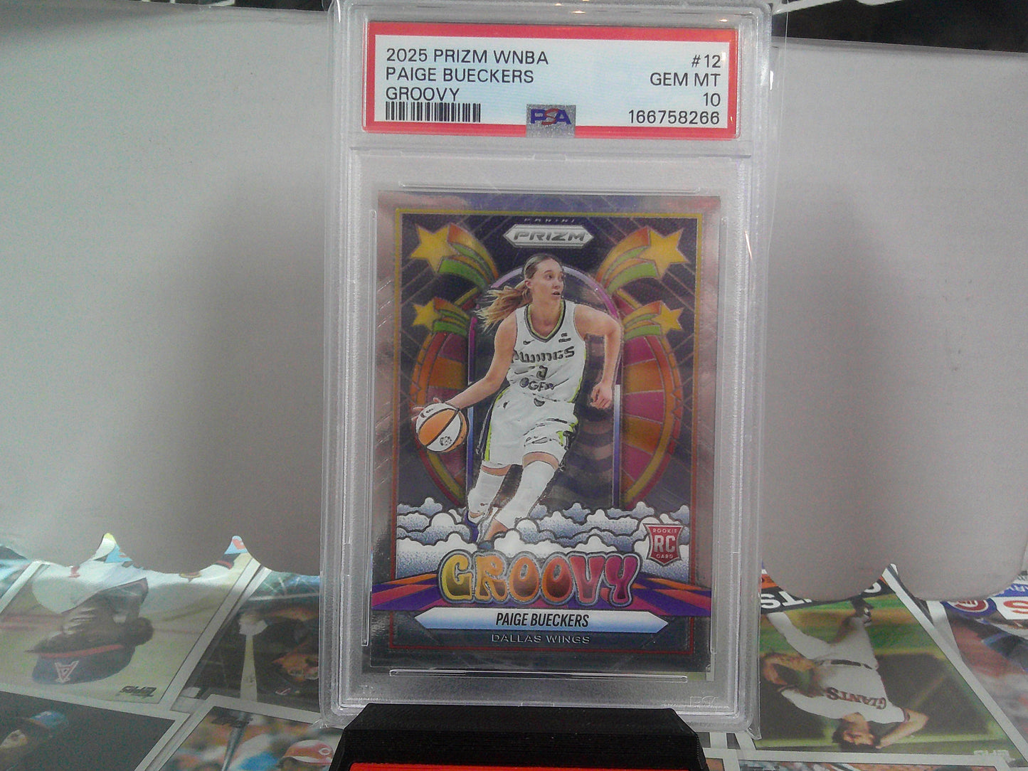 2025 PRIZM WNBA PAIGE BUECKERS RC PSA10