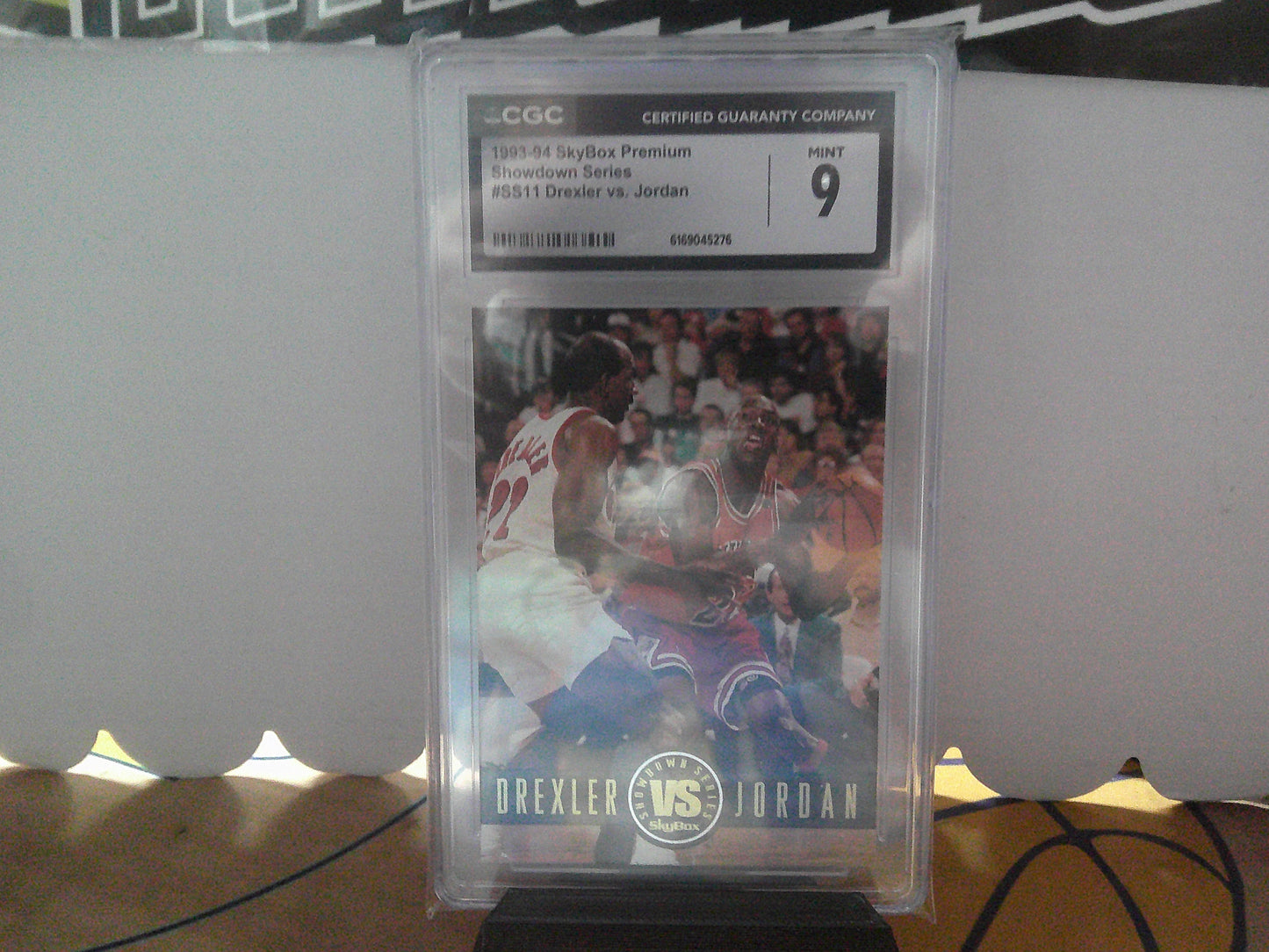 1993-94 SKYBOX PREMIUM DREXLER VS. JORDAN CGC 9