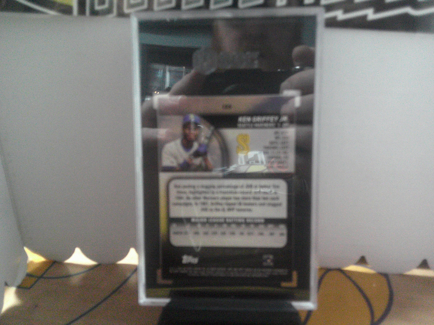 2025 TOPPS STADIUM CLUB 135 KEN GRIFFEY JR LIME GREEN SGC 10