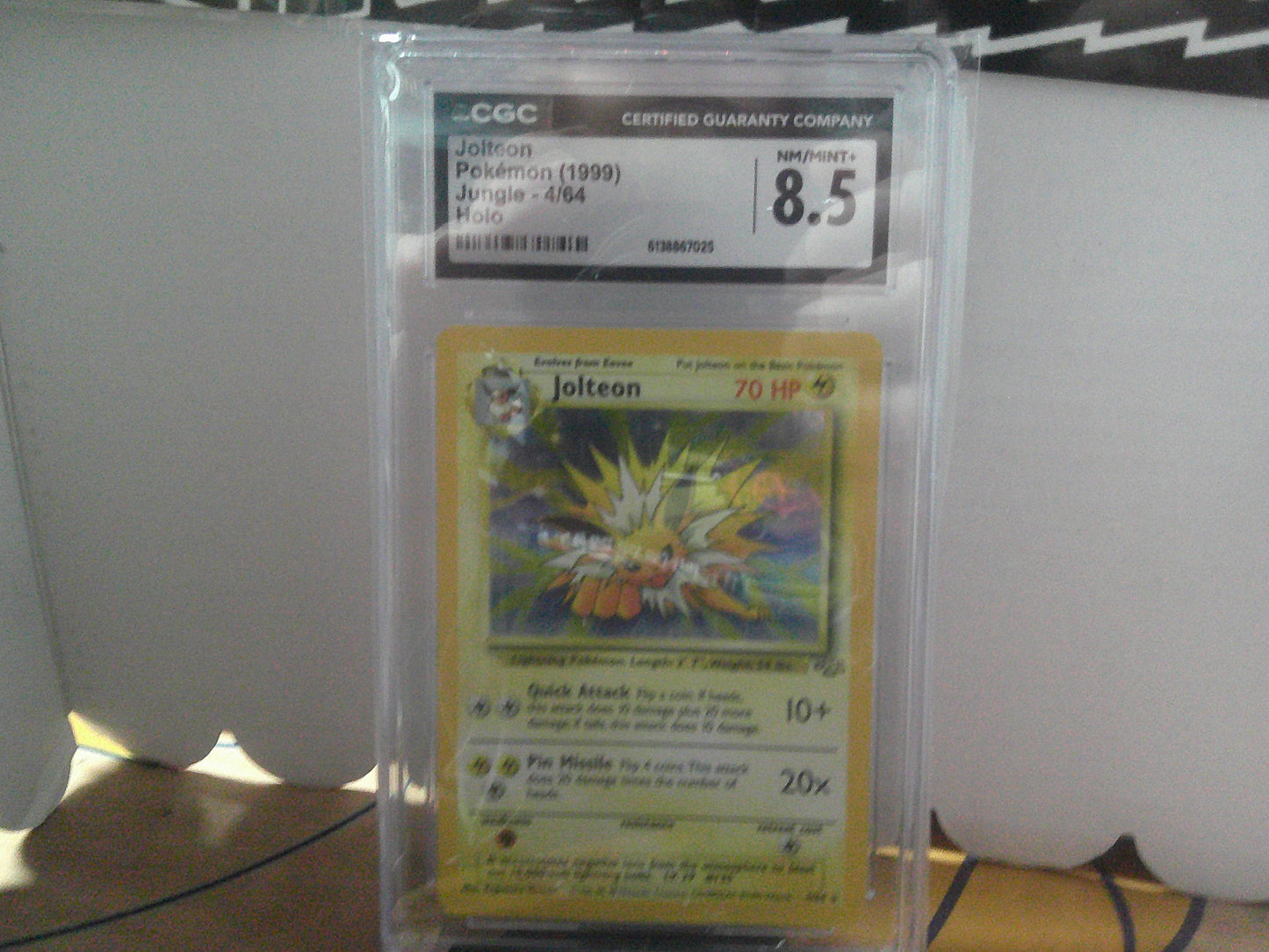 POKEMON JOLTEON JUNGLE CGC8.5