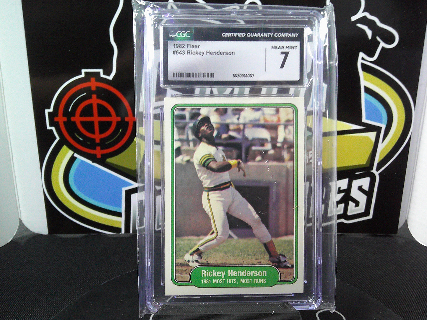1982 Fleer #643 Rickey Henderson CGC 7