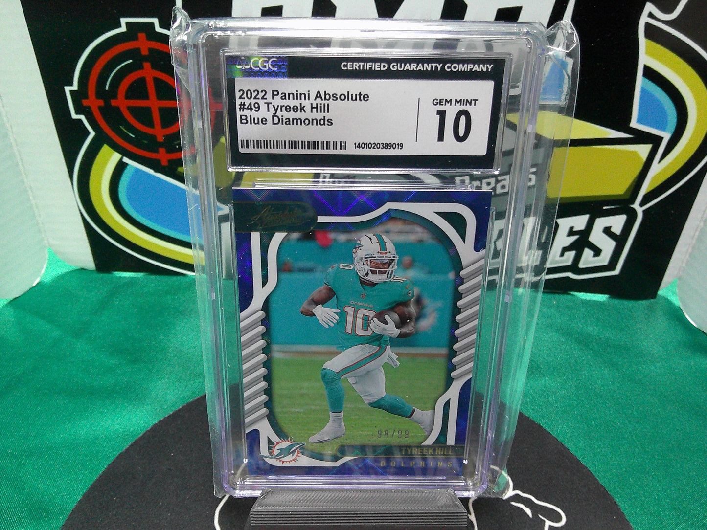 2022 Panini Absolute #49 Tyreek Hill Blue Diamonds 98/99 CGC 10