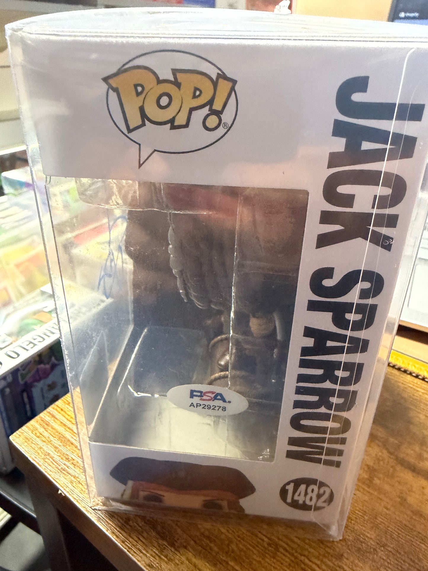 Funko Pop Jack Sparrow #1482 Pirates of the Carribbean AUTOGRAPHED by Johnny Depp. PSA.