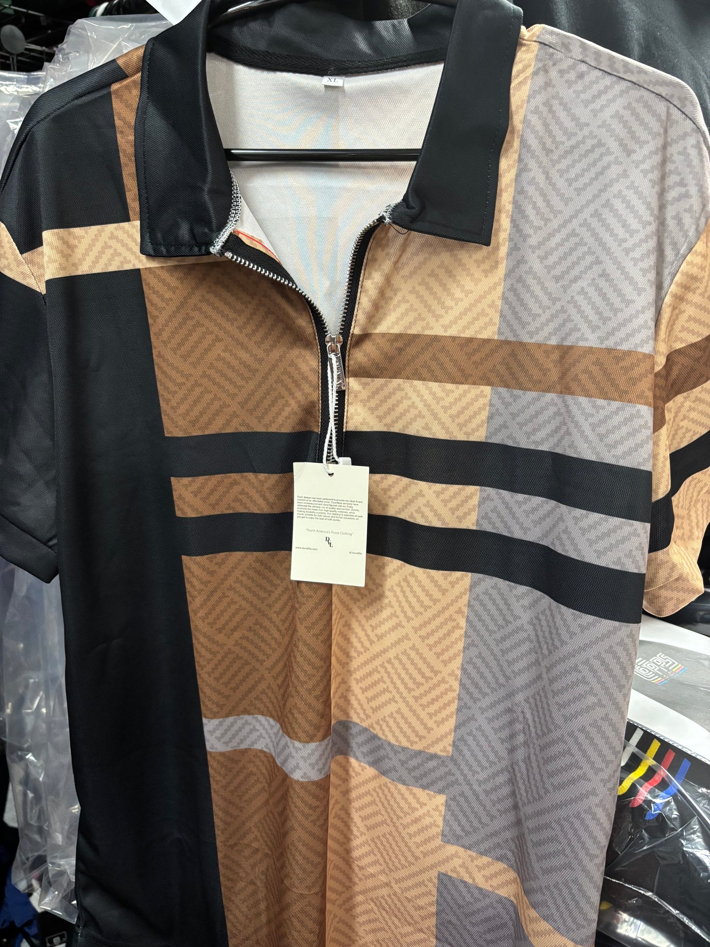 Duval Shirt and Shorts Combo. New. Size XL.