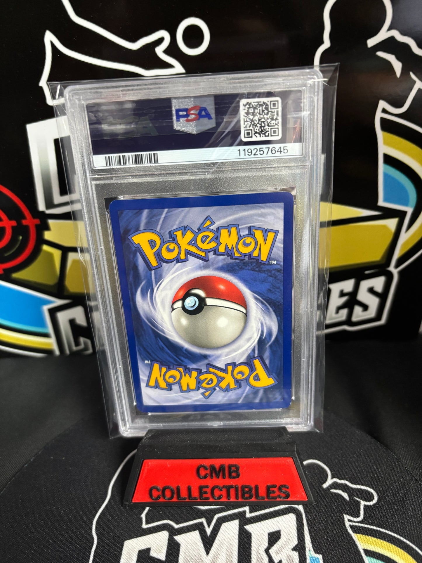 1999 Pokemon Fossil Psyduck #53 PSA 8.
