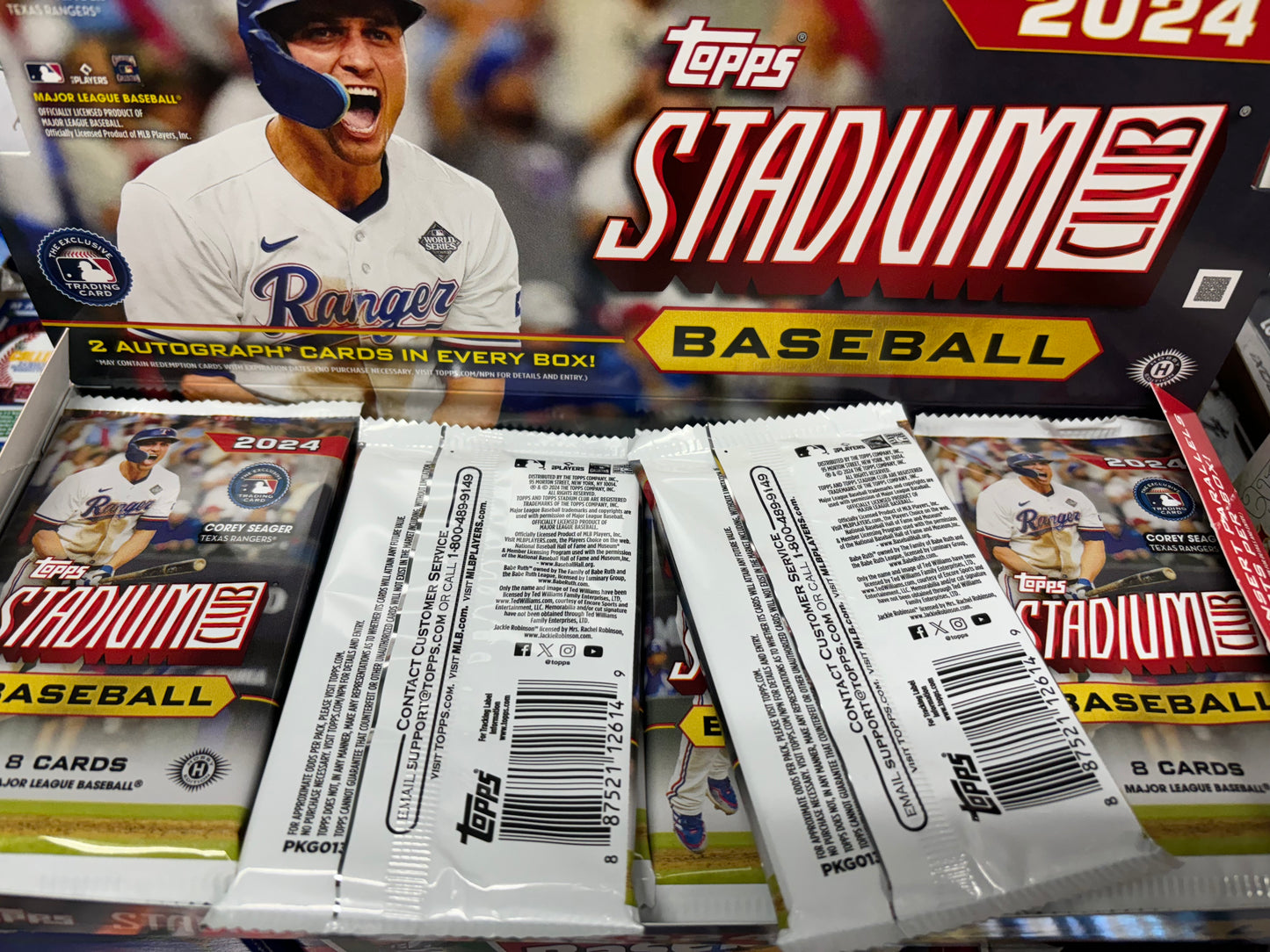 2024 Topps Stadium Club MLB Hobby Pack. New.
