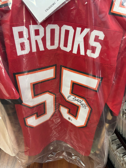 Derrick Brooks Tampa Bay Bucs Autographed Jersey. Beckett COA!