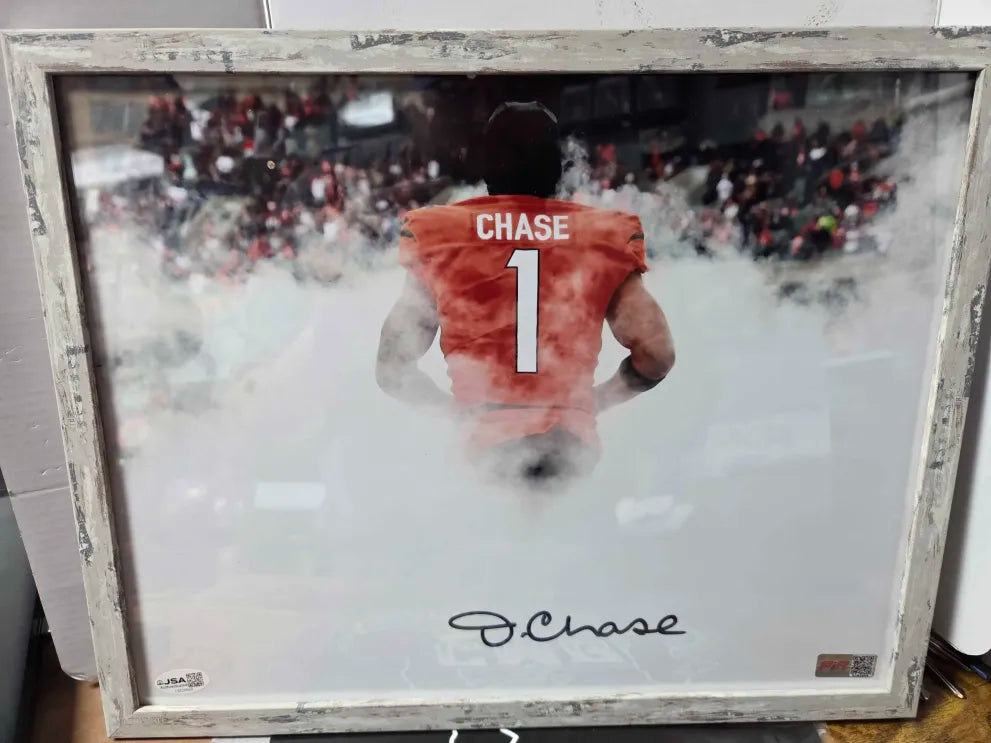 Ja'Marr Chase Autograph Picture