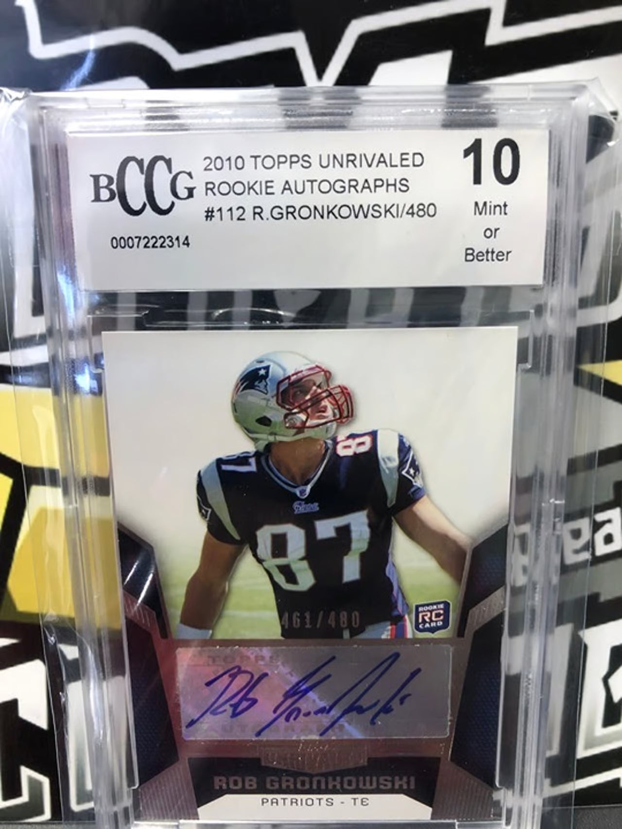 2010 Topps Unrivaled Rob Gronkowski #112 RC Autograph 461/480 BCCG Graded 10.