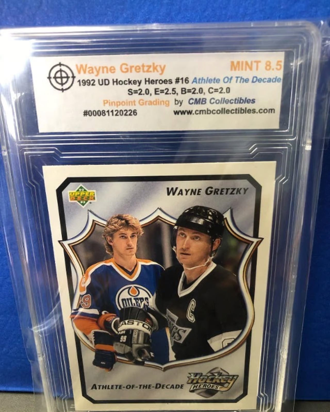 1992 UD Wayne Gretzky Hockey Heroes #16 Athlete of the Decade Graded 8.5!