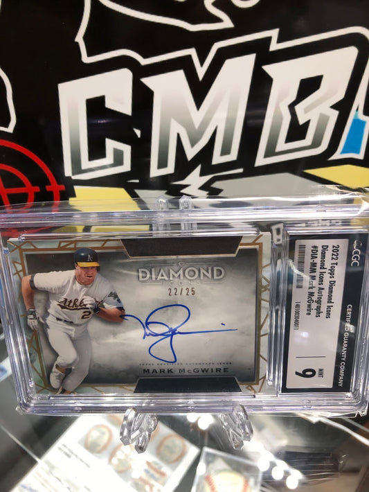2022 Topps Diamond Icons Autographs Mark McGwire Graded 10/9 Limited!