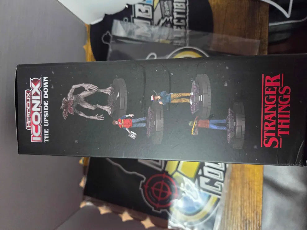 HEROCLIX ICONIX The Upside Down Stranger Things.
